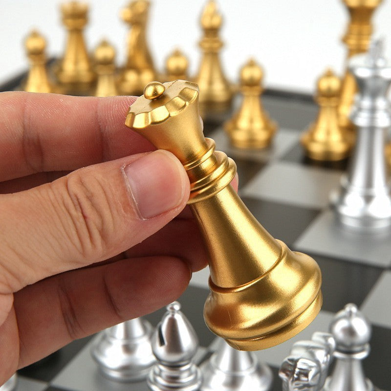 Foldable Magnetic Chess Set International Chess Set